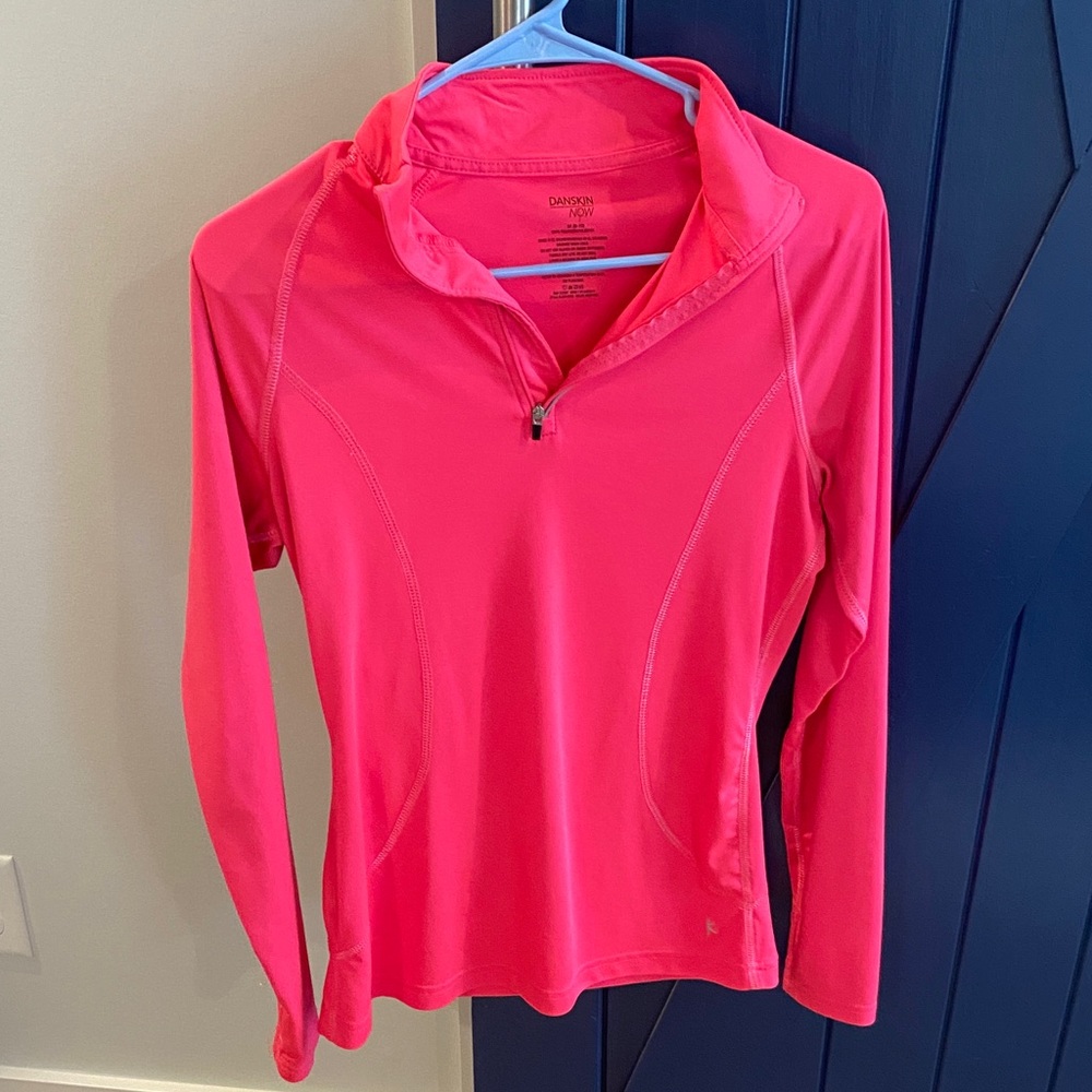 Danskin Now Women's Bright Pink Long Sleeve Athletic Top